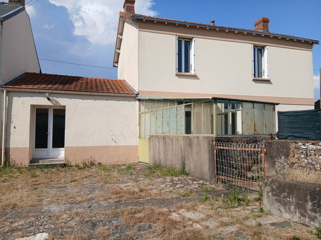 Maison à vendre à St viaud, 65 m², 3 pièces – photo 1 sur 6