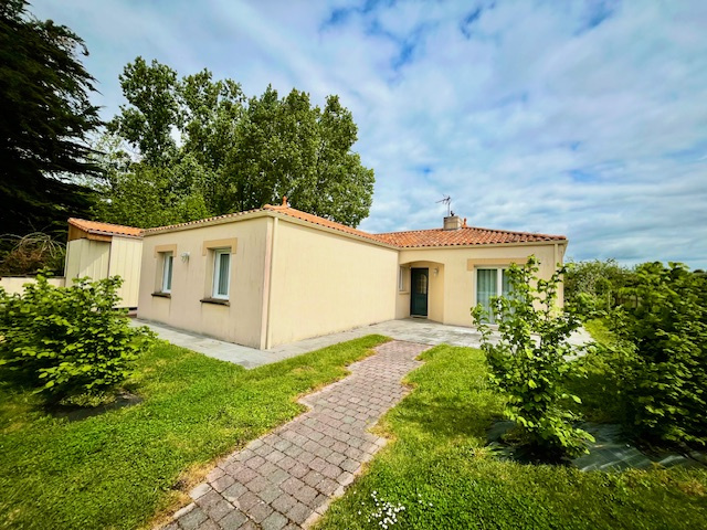 Agence immobilière de HEISSAT Laurie