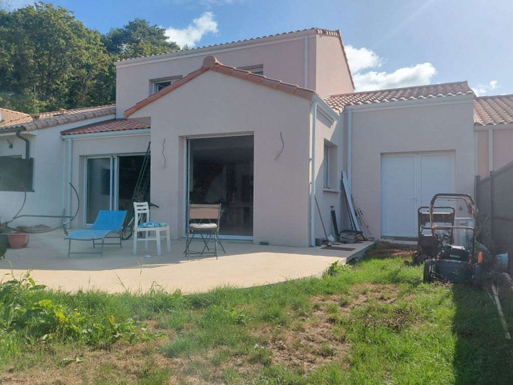 Maison à vendre à St pere en retz, 97,5 m², 4 pièces – photo 2 sur 17