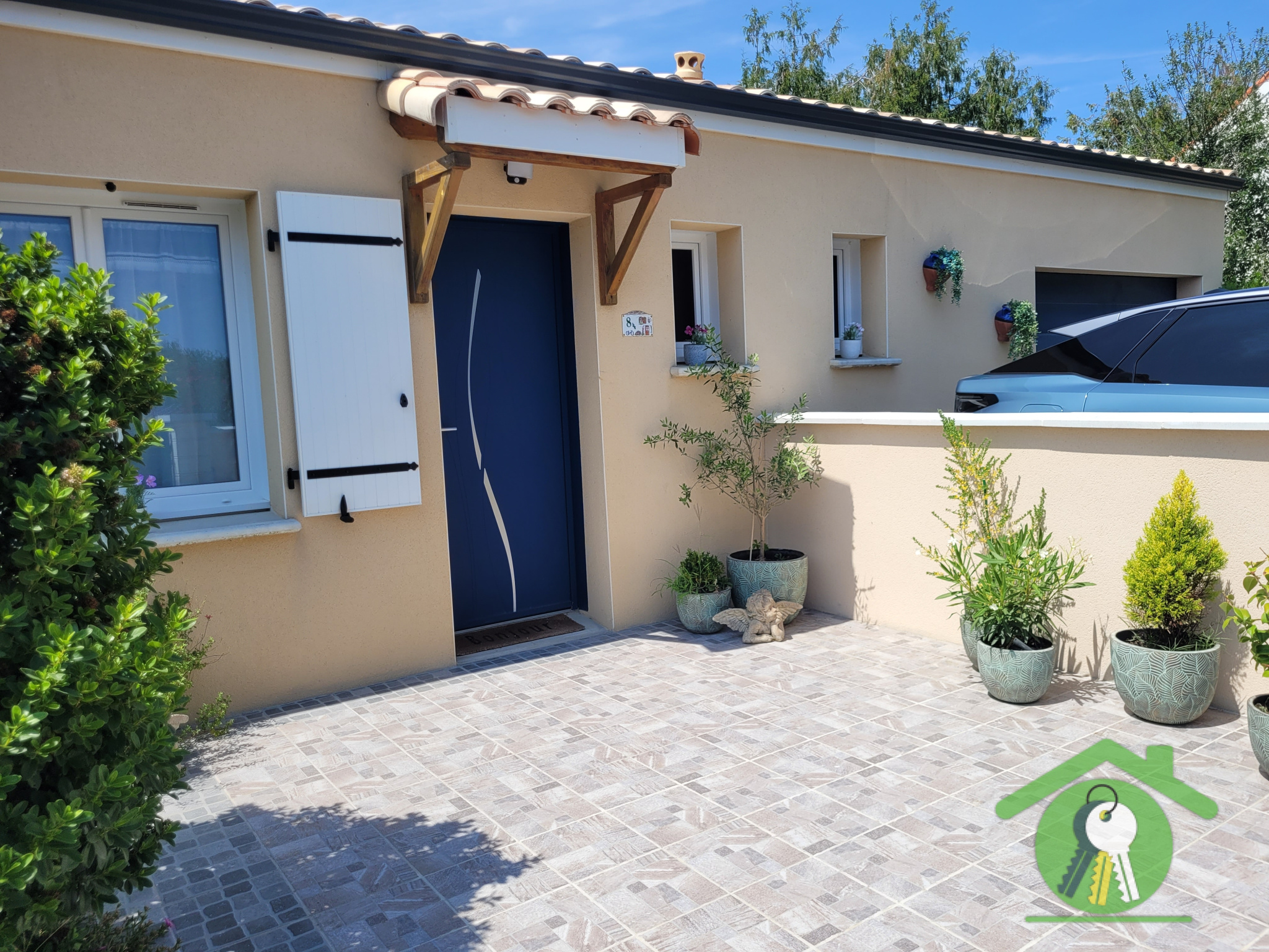 CHAUMES EN RETZ - 2 CHAMBRES